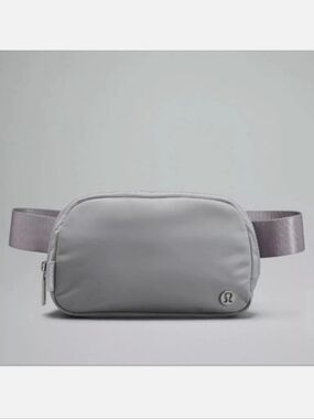 Lululemon Everywhere Belt Bag